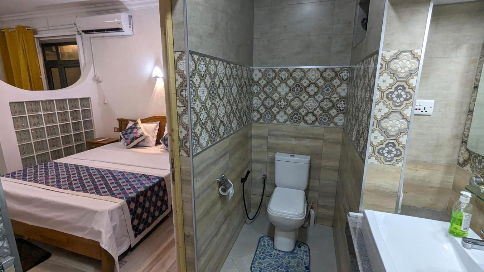 Happy House - Cosy With Private Pool And Walking Distance To
