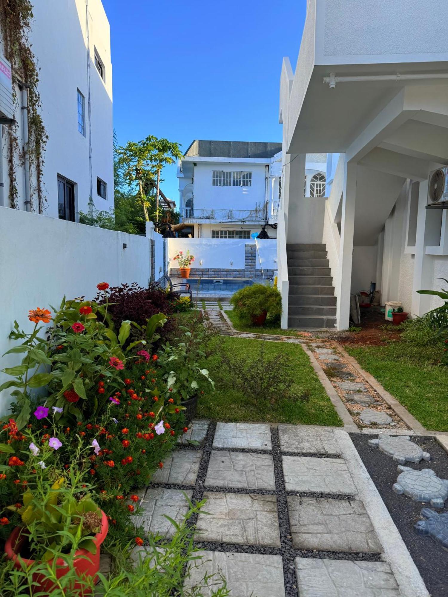 Happy House - Cosy With Private Pool And Walking Distance To Appartement *