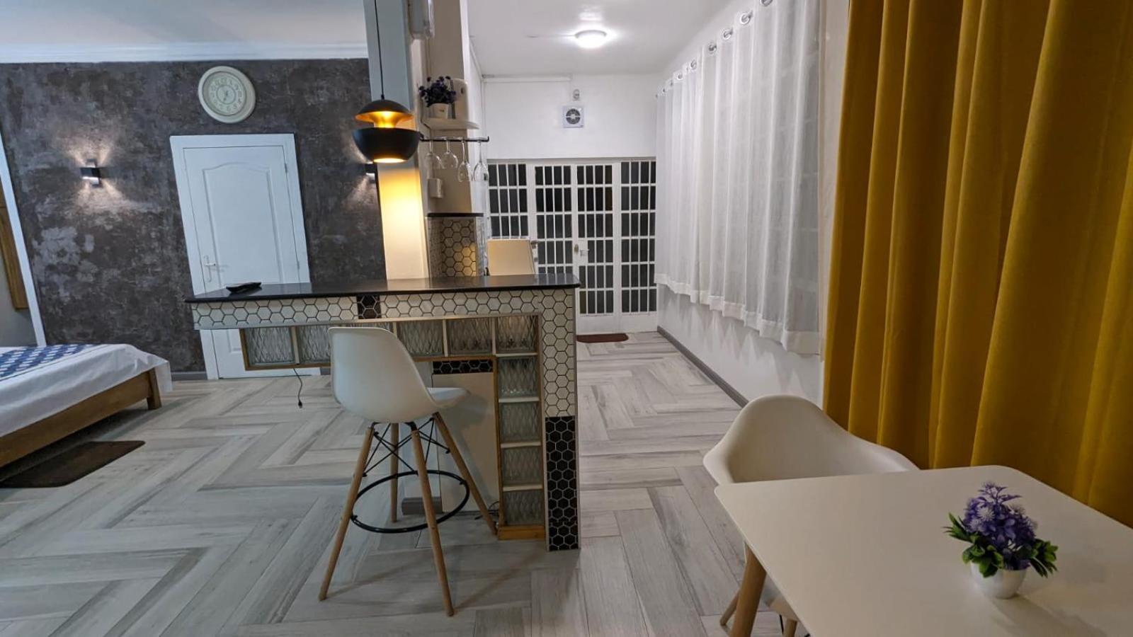 Happy House - Cosy With Private Pool And Walking Distance To Apartmán *